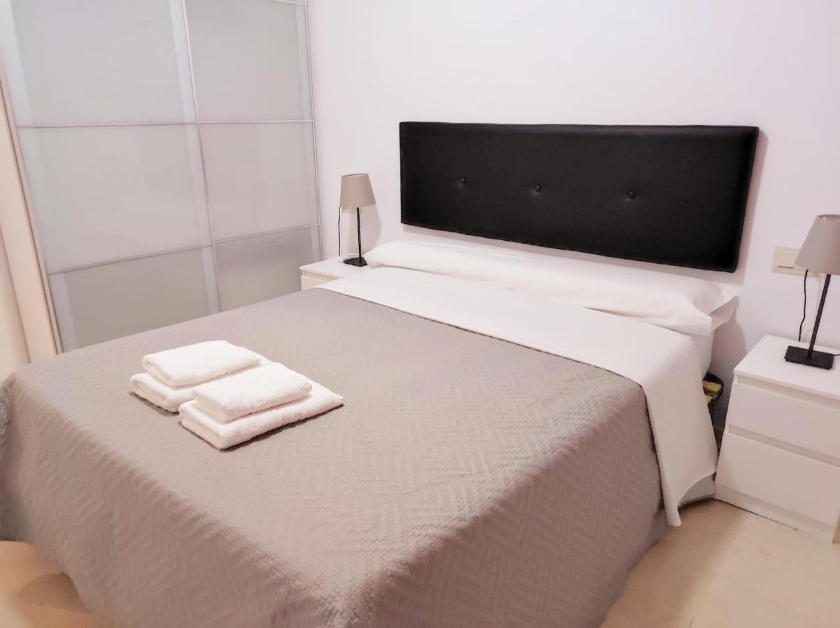 Apartamento Gloria 2 マラガ エクステリア 写真
