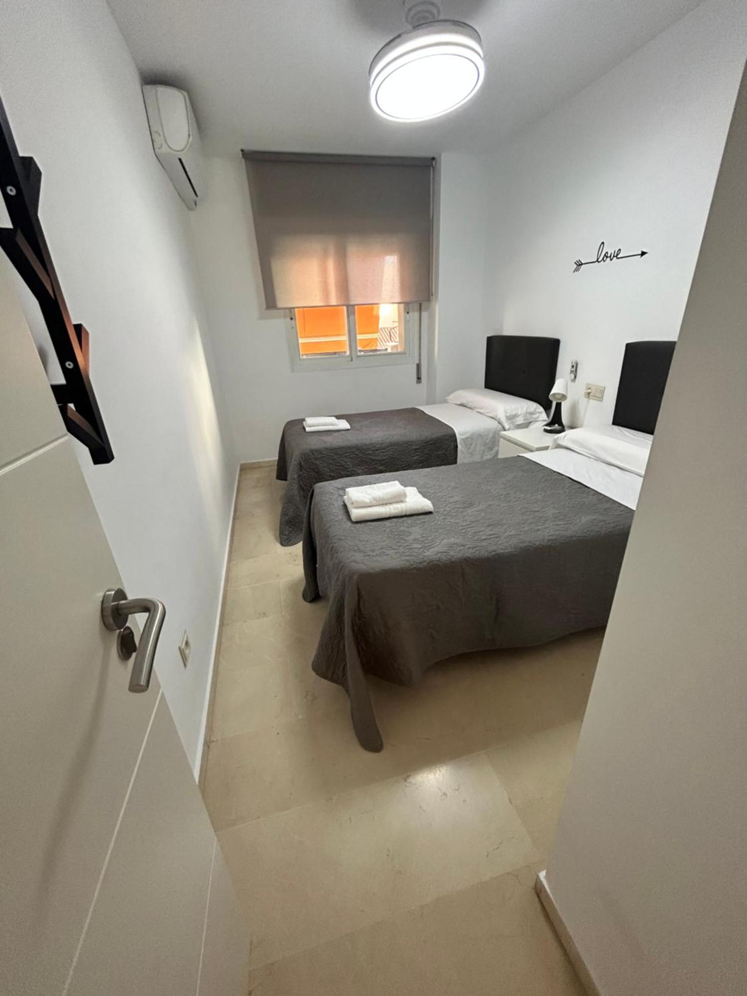 Apartamento Gloria 2 マラガ エクステリア 写真